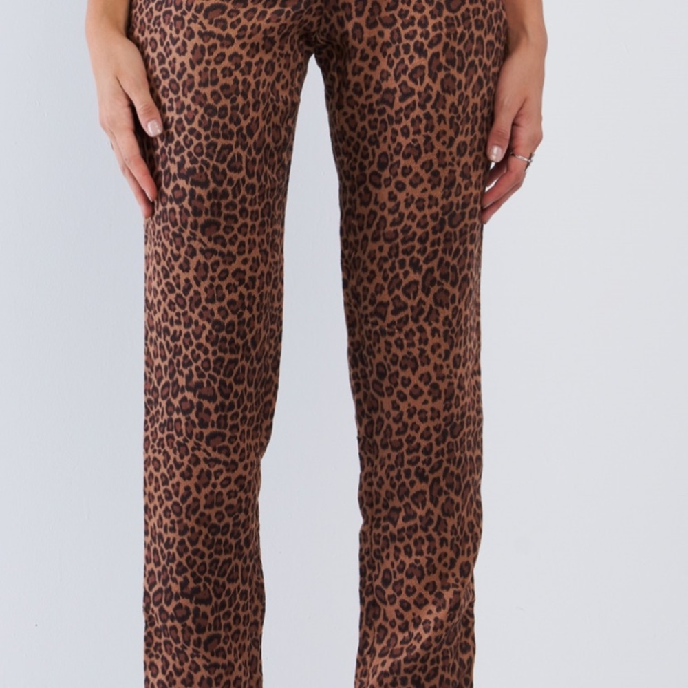 Leopard Print High Waisted Pants - Picture 2 of 6